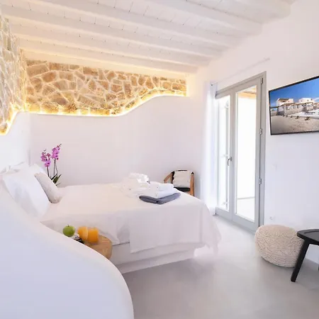 Legendary Hotel 4*